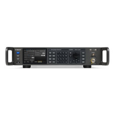 SIGLENT SSG6083A Generatore di segnale RF da 100kHz to 13,6GHz